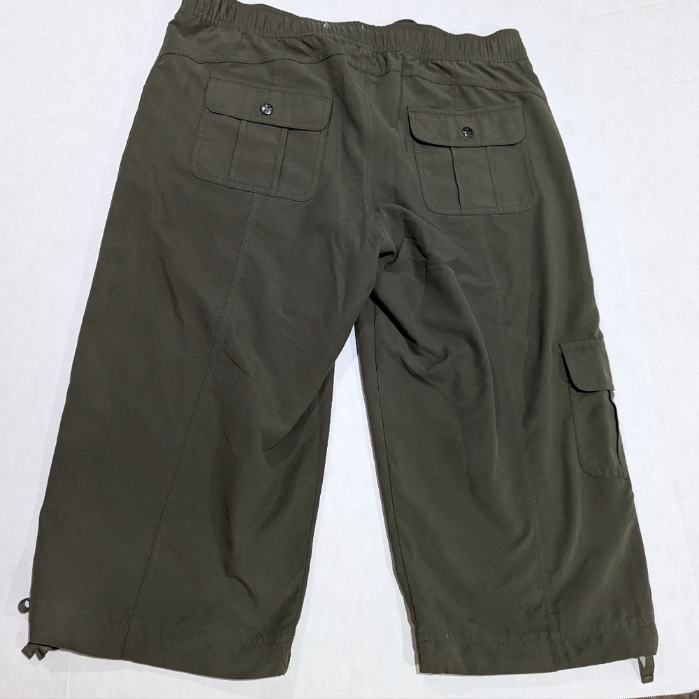 Tek Gear Elements Series Olive Green Activewear Capri Pant Size Large Like New - Picture 10 of 12